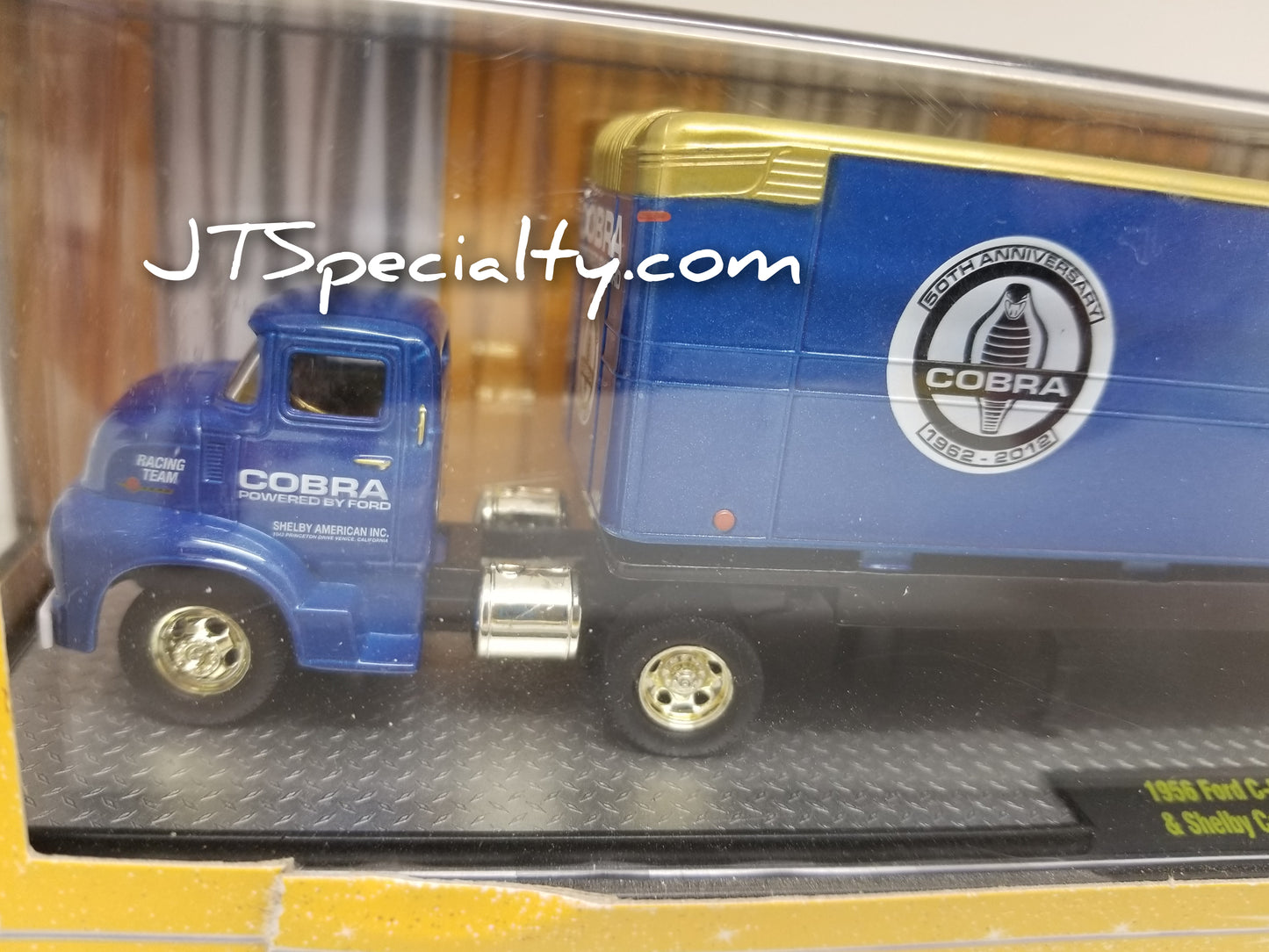M2 CHASE 1956 Ford C-500 COE & Shelby Cobra Trailer - TORN BOX