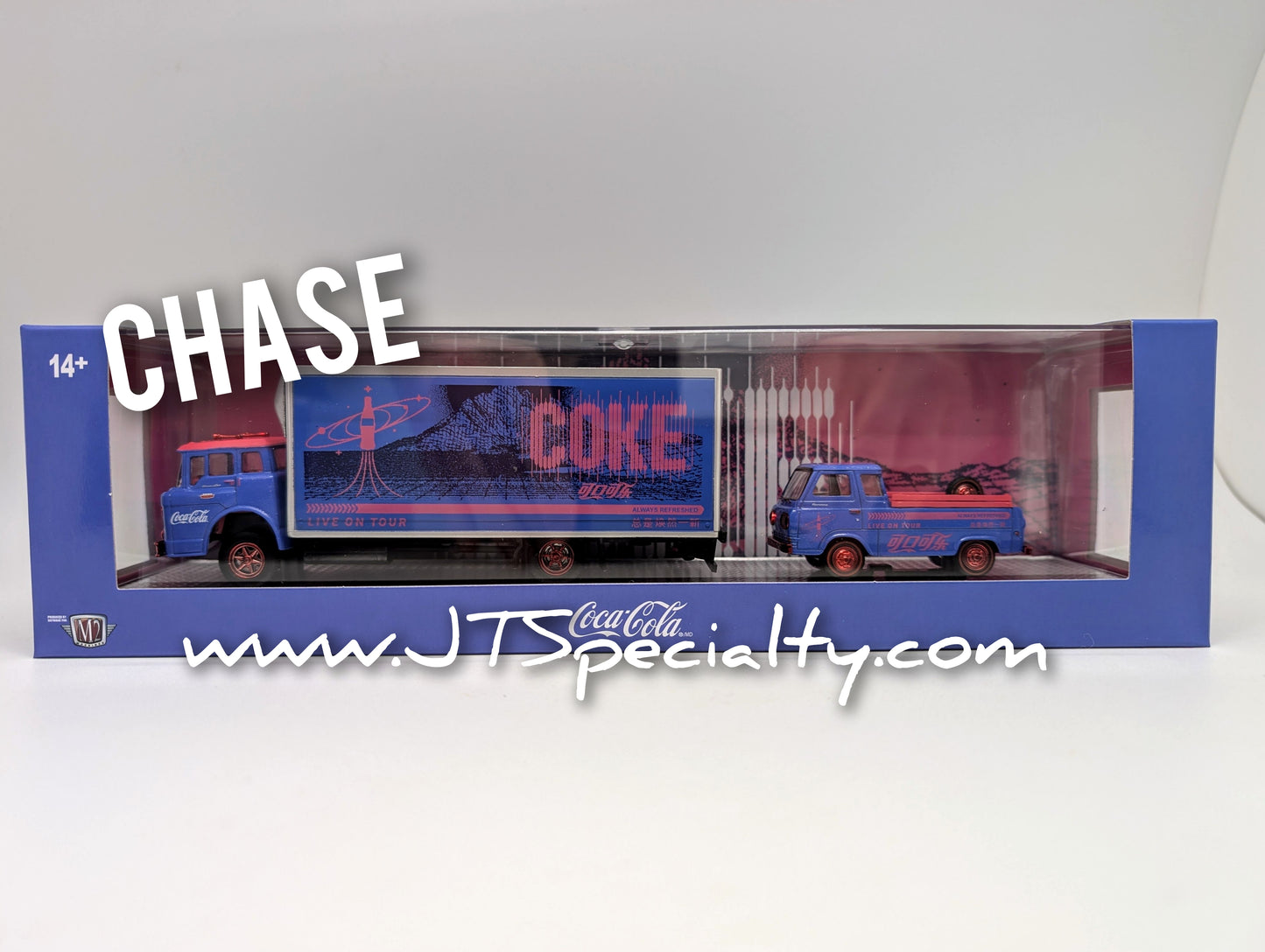 M2 CHASE 1966 Ford C-950 Truck & 1964 Econoline Truck – Coca-Cola Auto Hauler