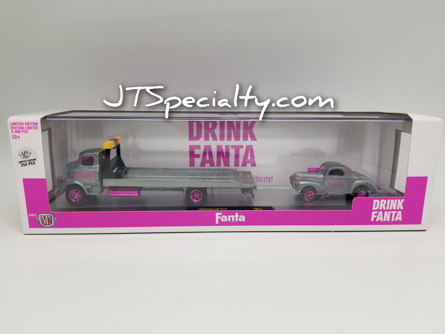 M2 SUPER CHASE 1958 Dodge COE Truck & 1941 Willys Coupe Gasser - Fanta Auto Hauler