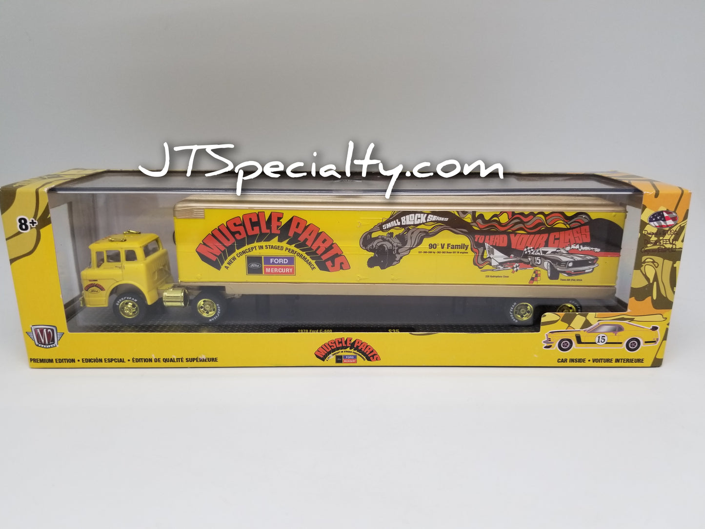 M2 CHASE 1970 Ford C-800 & 1970 Mustang BOSS 302 - Auto Hauler