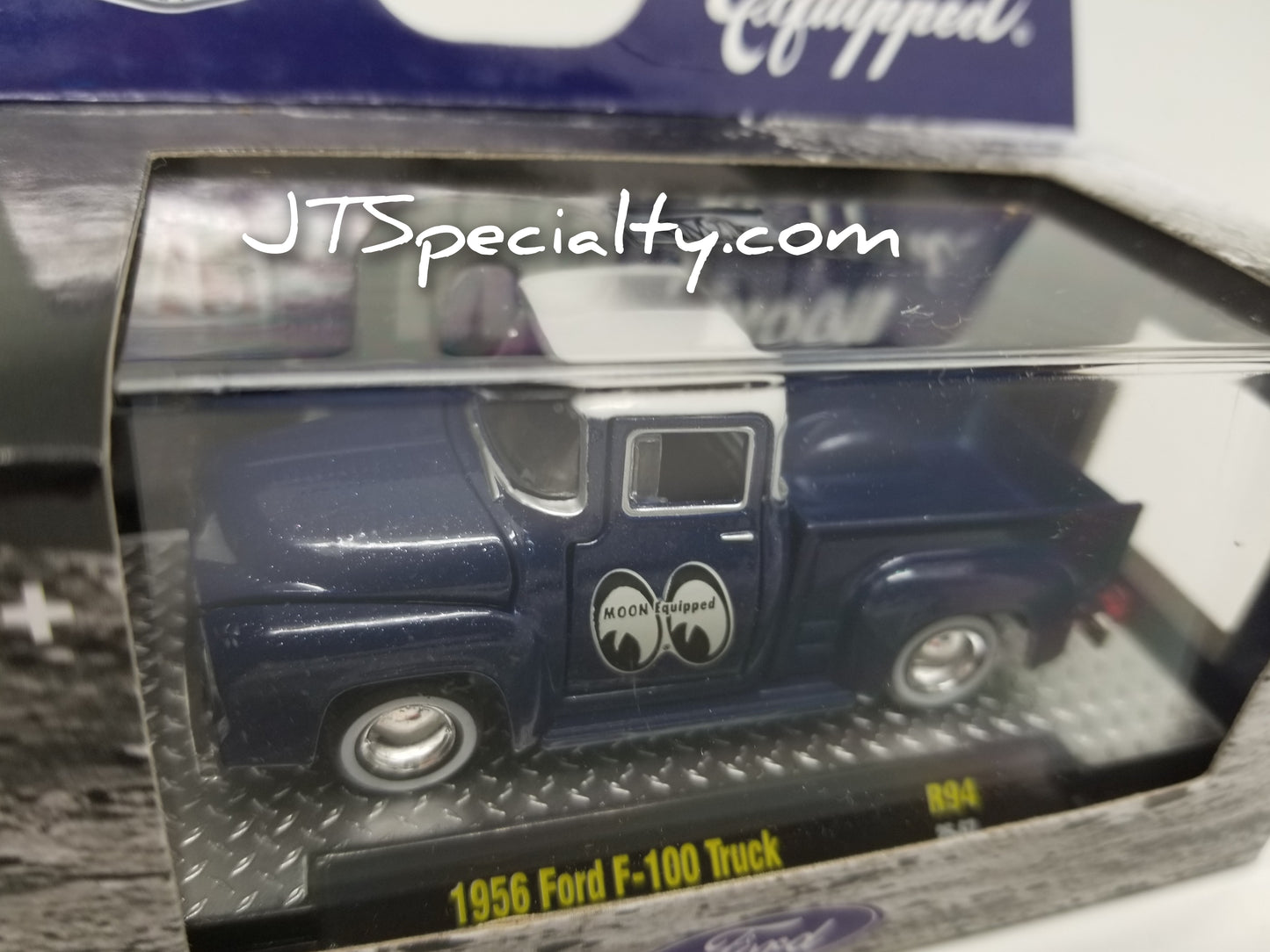 M2 1956 Ford F-100 - Mooneyes