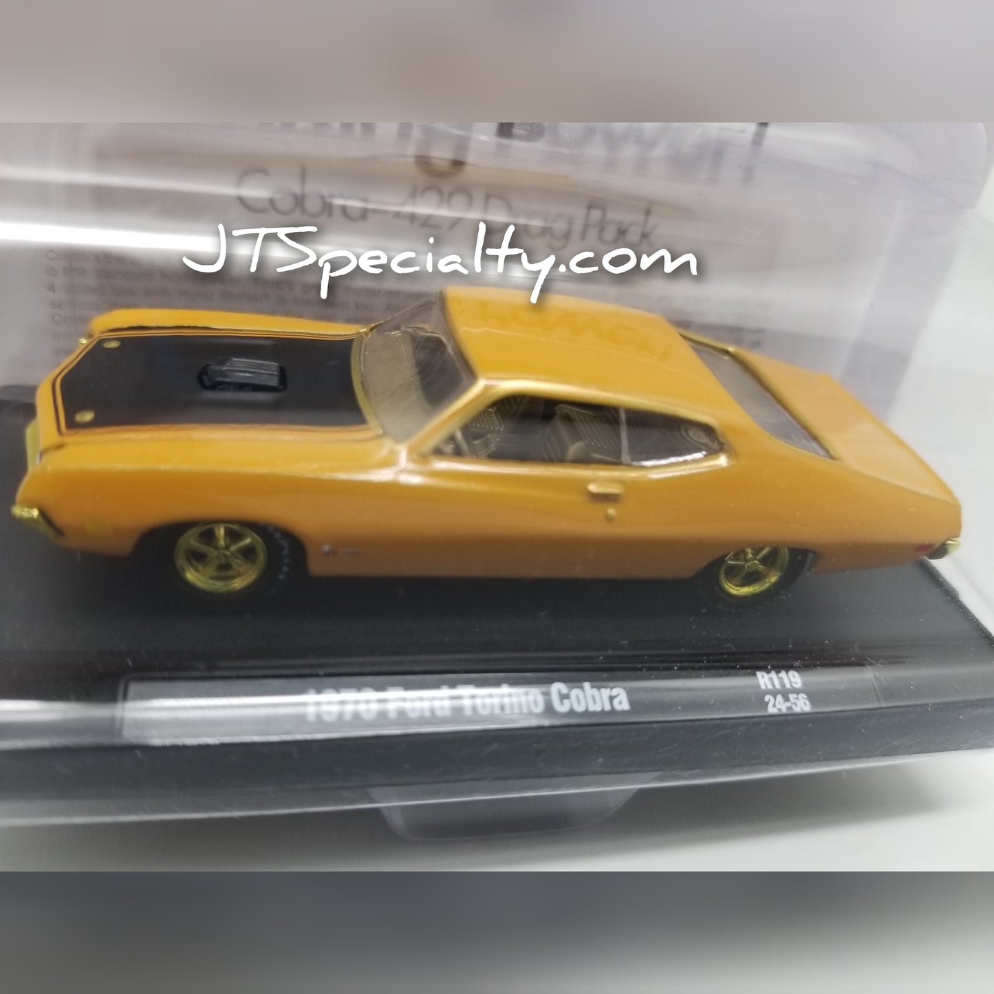 M2 CHASE 1970 Ford Torino Cobra