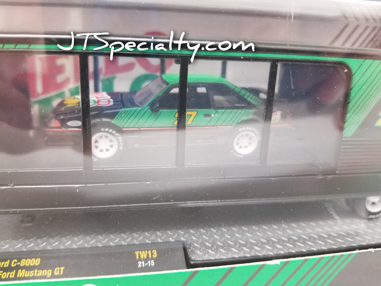 M2 1990 Ford C-8000 & 1987 Mustang GT - Mello Yello Auto Hauler
