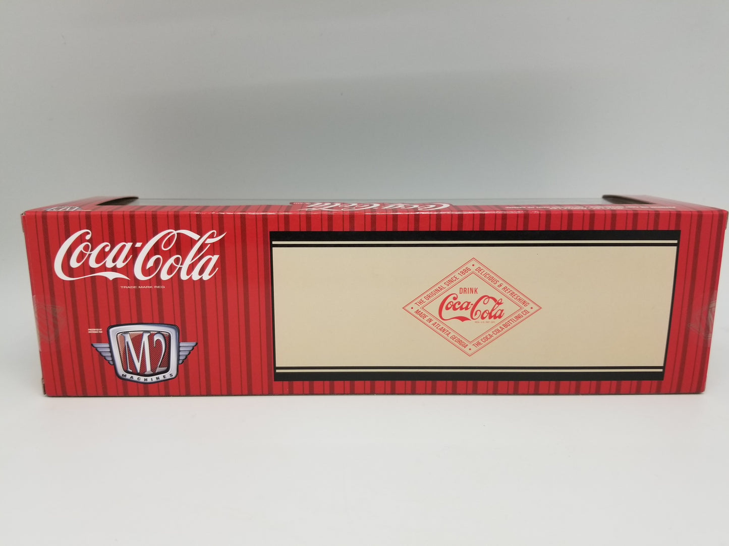 M2 CHASE 1968 Chevrolet C60 Truck & 1955 Bel Air Gasser - Coca-Cola