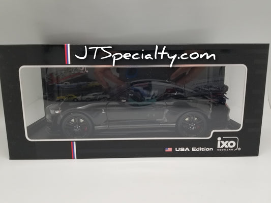 iXO 2022 Ford Mustang Shelby GT500 1:18 scale - Black