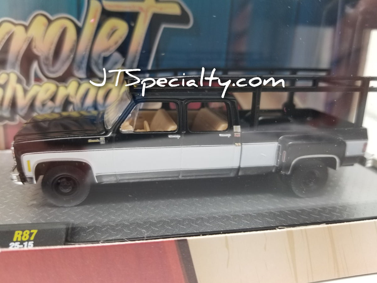 M2 1975 Chevrolet Silverado 30 4X4 & 1973 Silverado 30 - Auto Hauler
