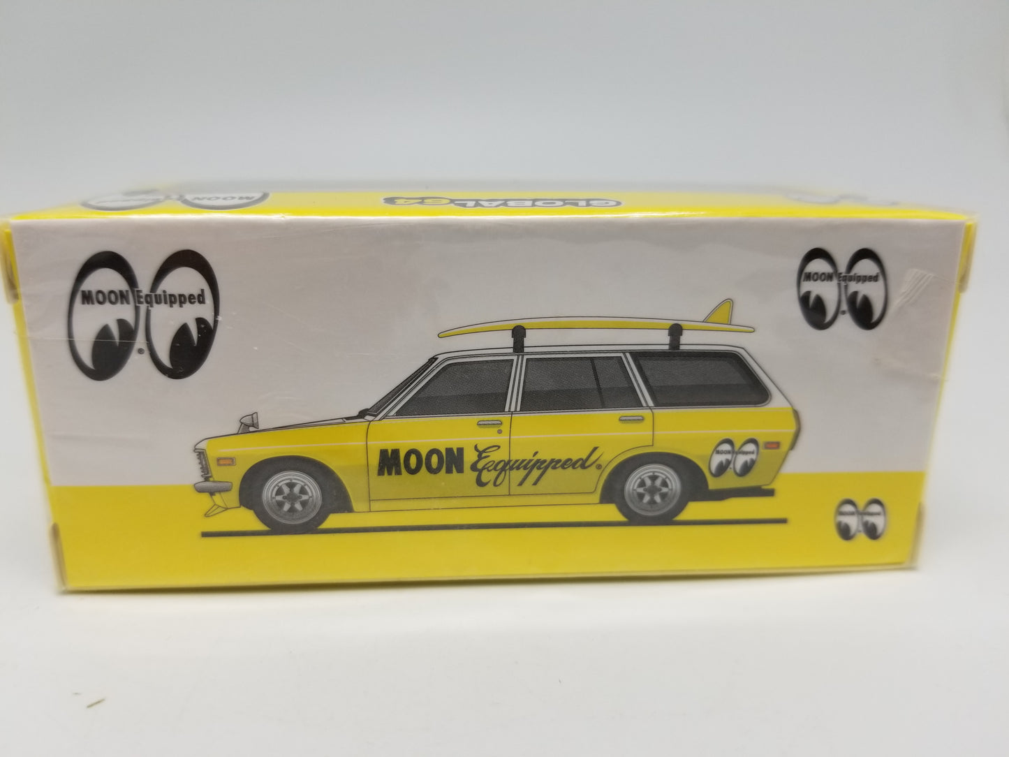 Tarmac Works - Datsun Bluebird 510 Wagon - Mooneyes