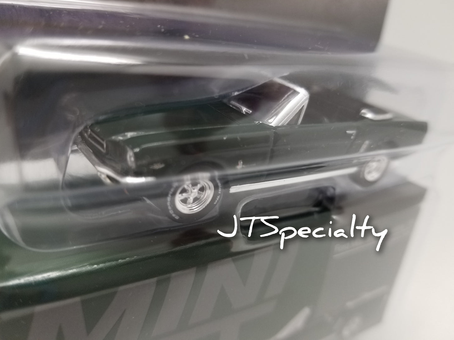 Mini GT 1166 - 1964 Ford Mustang Convertible Highland Green
