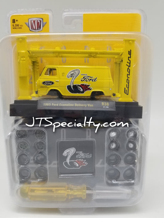 M2 - 1965 Ford Econoline Delivery Van - Model Kit