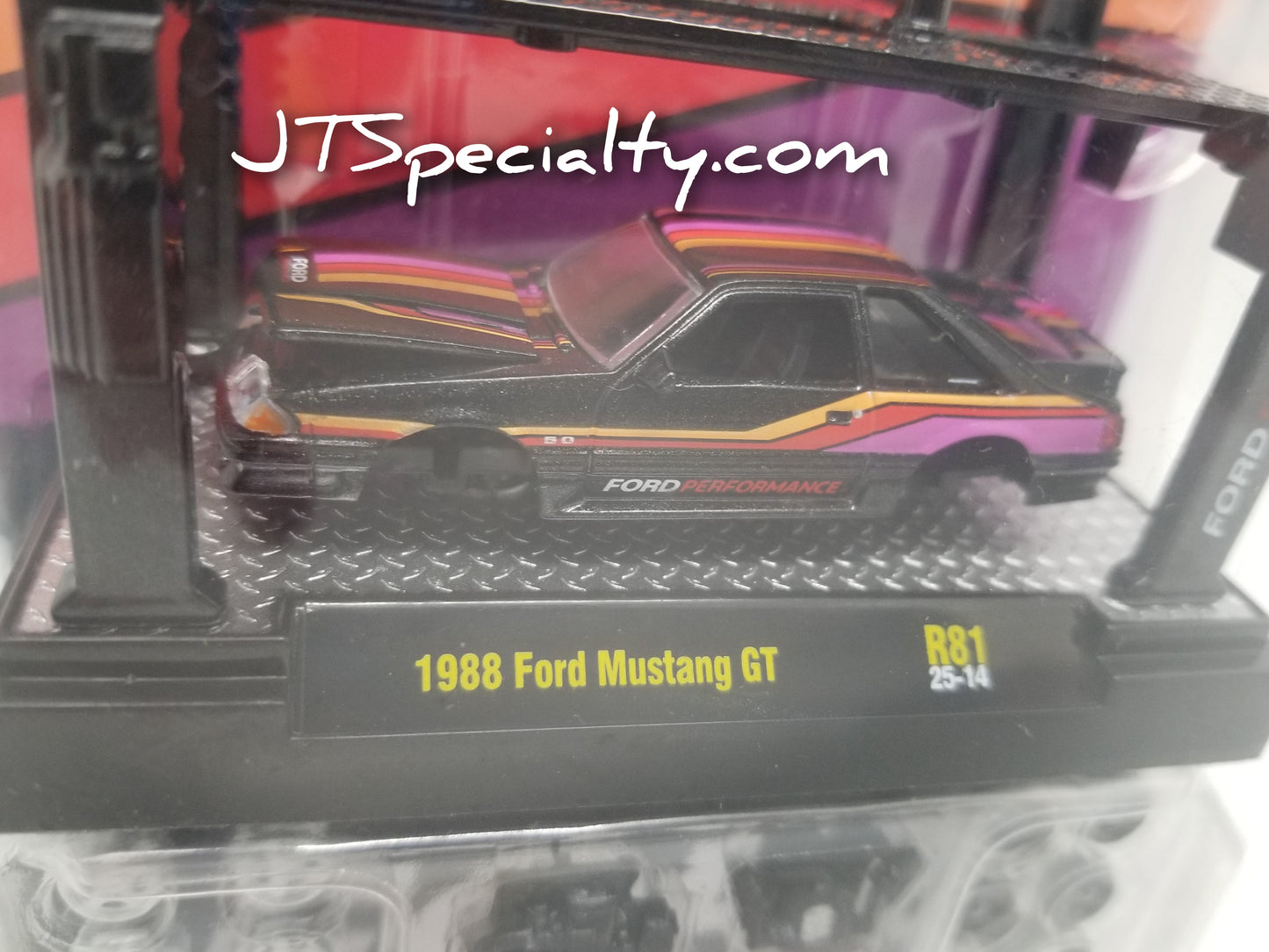 M2 1988 Ford Mustang GT - Model Kit