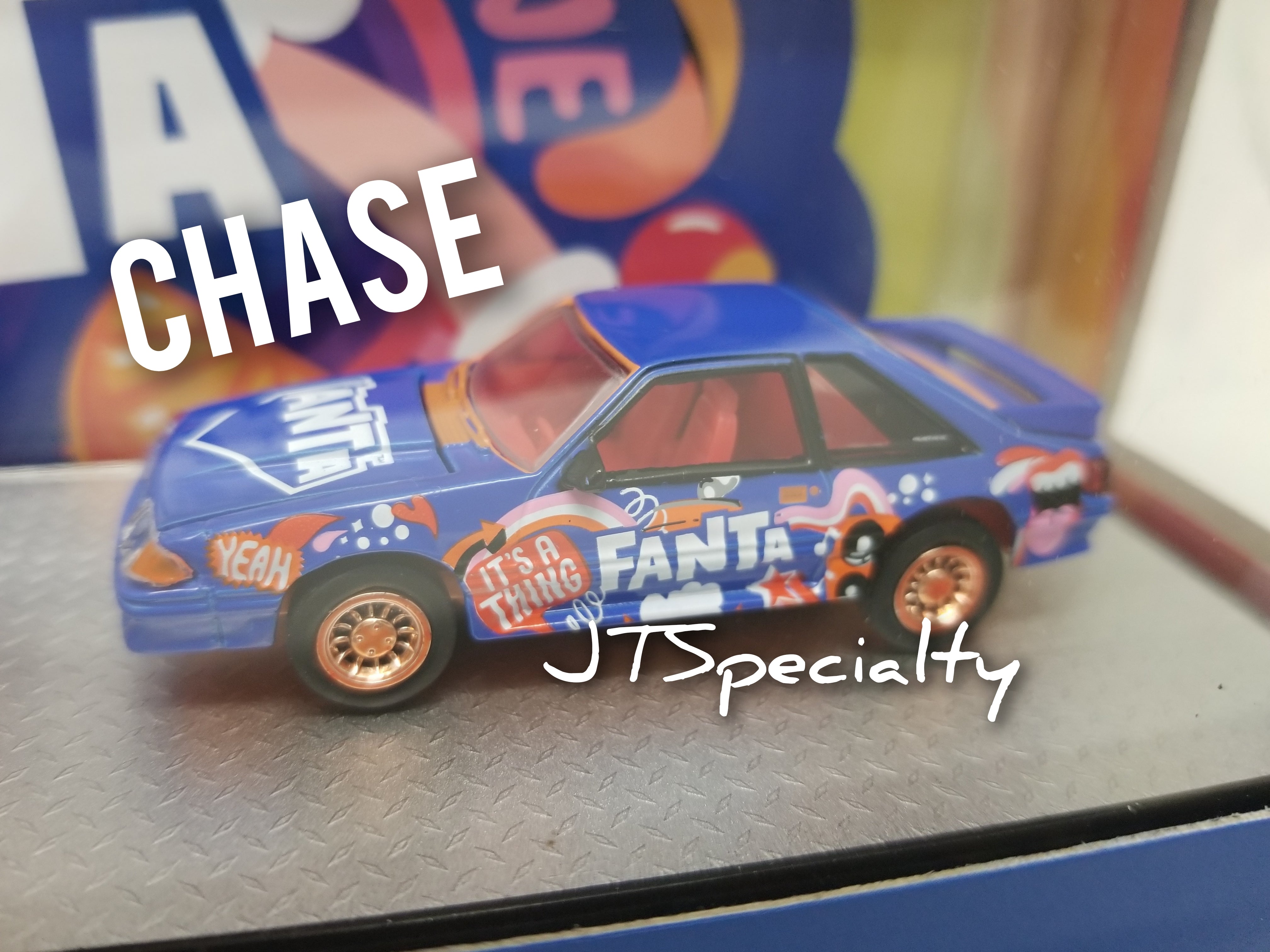 1990 フォード C-8000 &1987 マスタング GT (チェイスカー) M2 CHASE 1990 Ford C-8000 & 1990 Ford Mustang GT - Fanta Auto