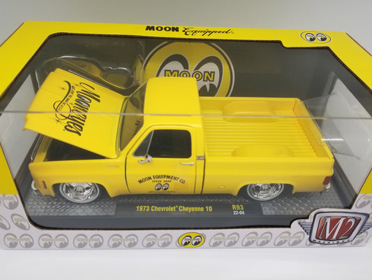 M2 1:24 Scale - 1973 Chevrolet Cheyenne 10 - Mooneyes C10