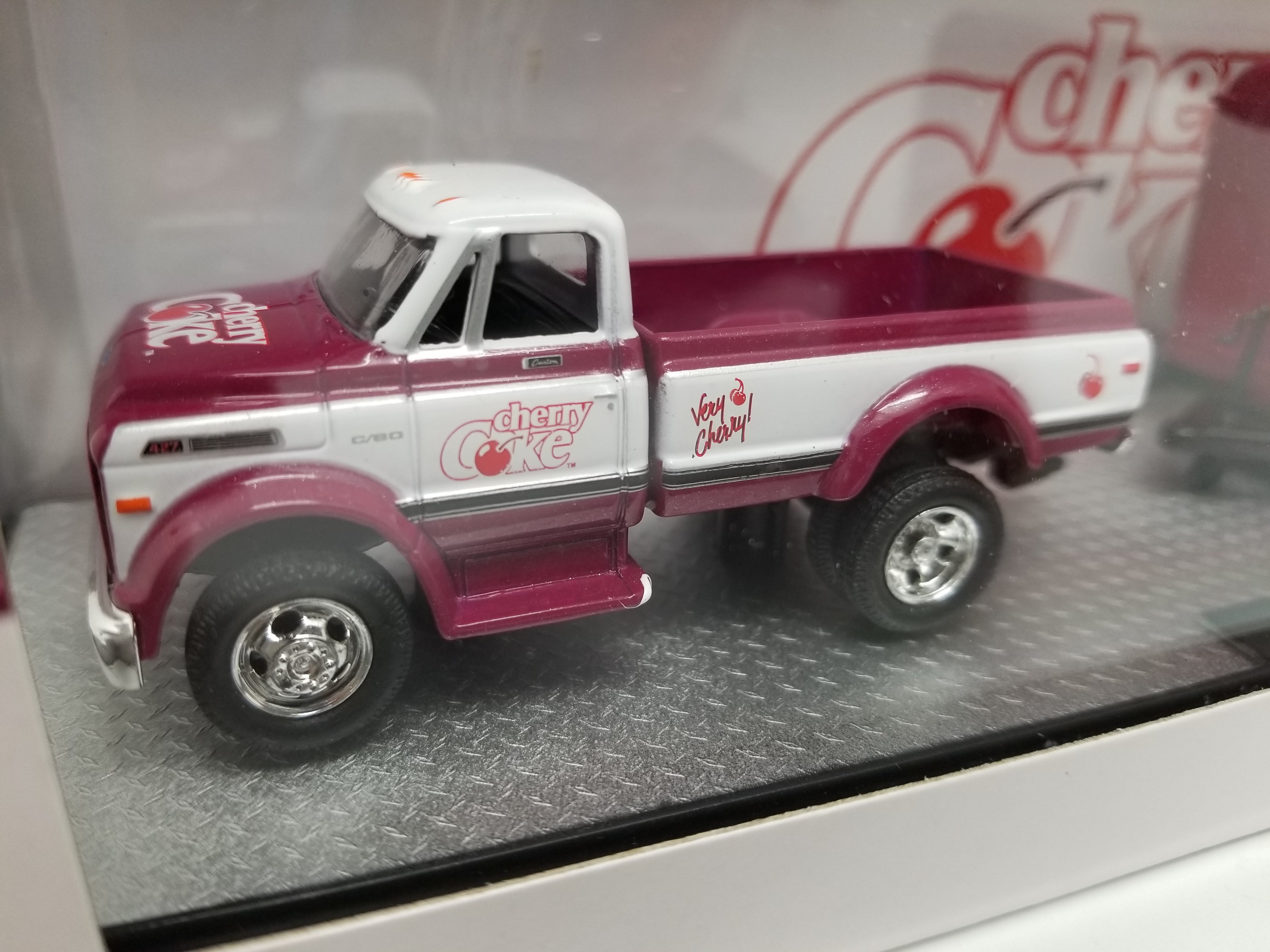 M2 1970 Chevrolet C60 Truck & 1969 Chevorlet Camaro SS/RS - Cherry Coke