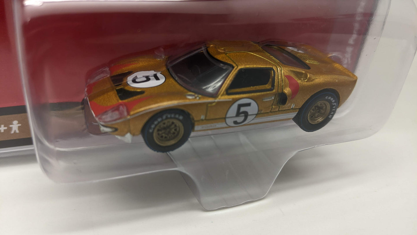 AW 1966 Ford GT40 Gold