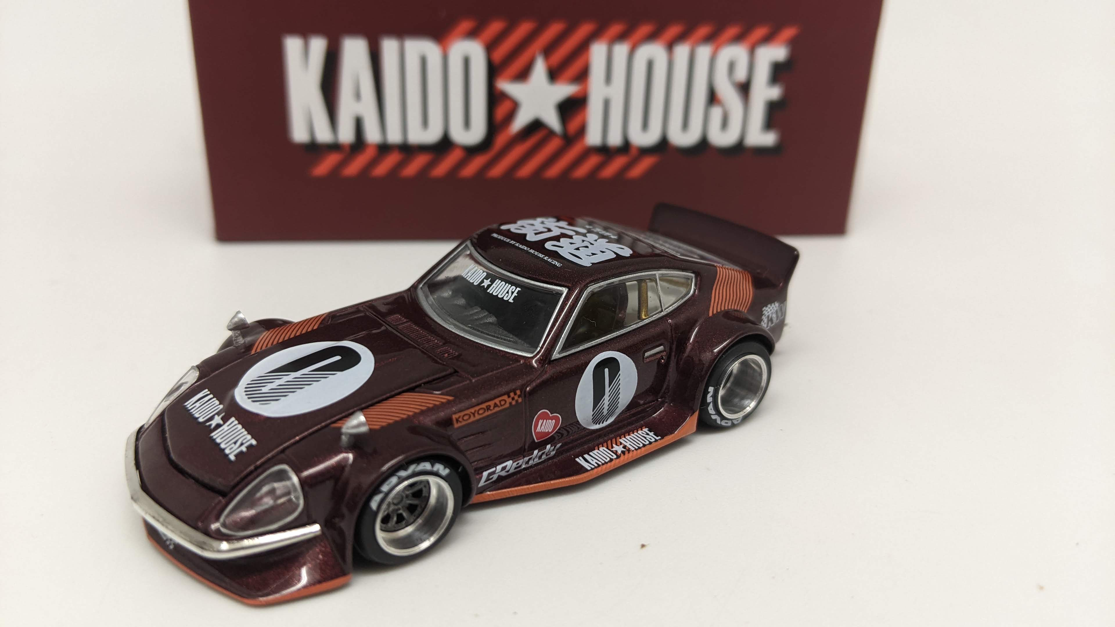 Kaido House 023 MiniGT - Datsun Fairlady Z S30Z - Dark Red